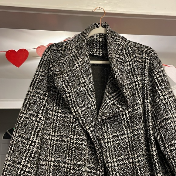 Coat - Picture 2 of 3